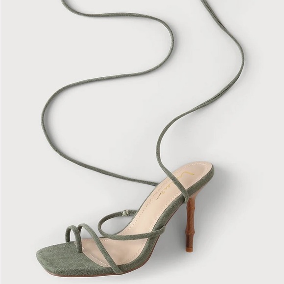 Lulus heels - Picture 5 of 7